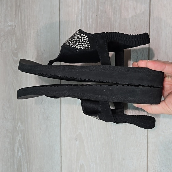 Skechers Womens Yoga Foam Thong Rhinestone T strap Sandals Flats shoes sz 9 - Picture 7 of 9